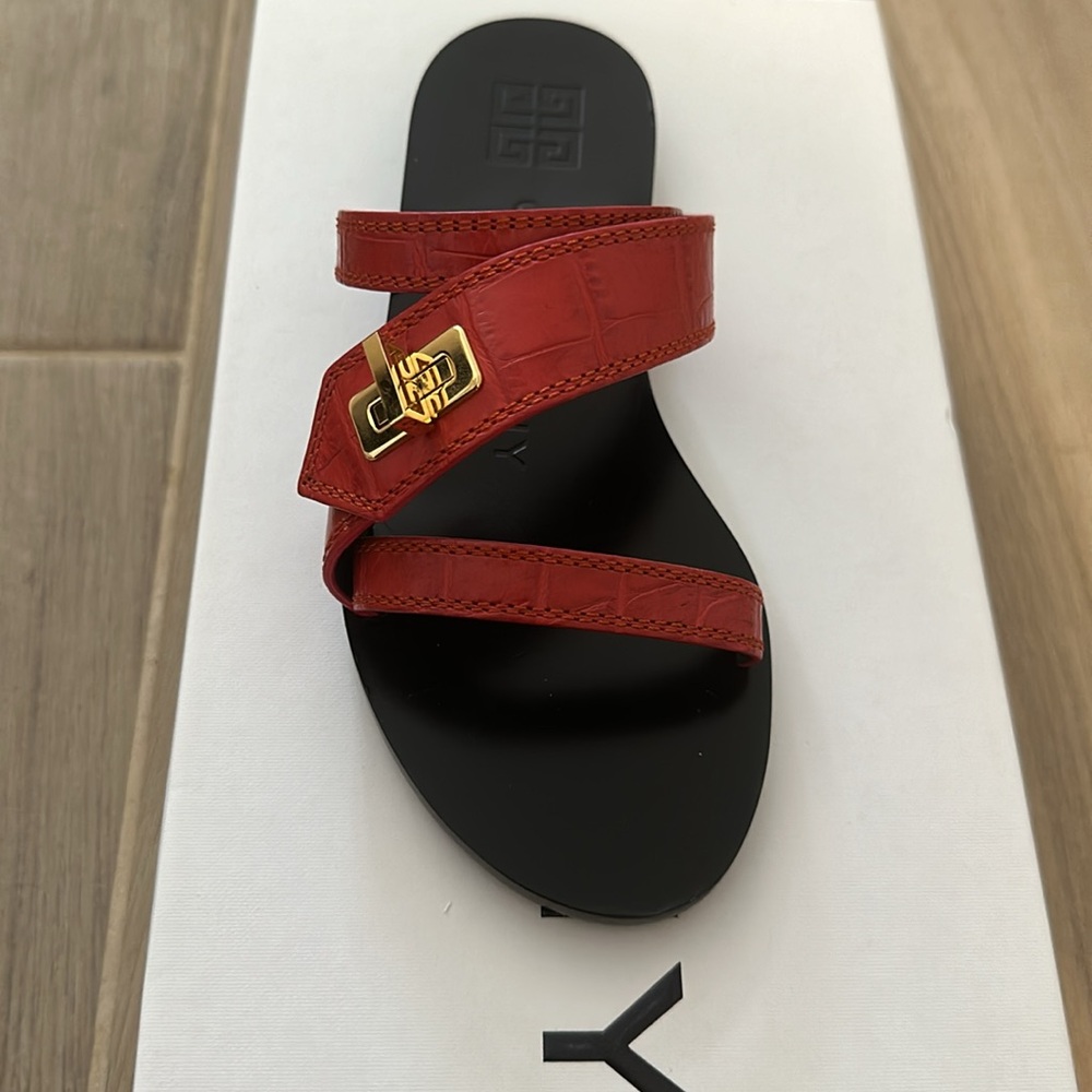 NEW Givenchy Eden Sandals